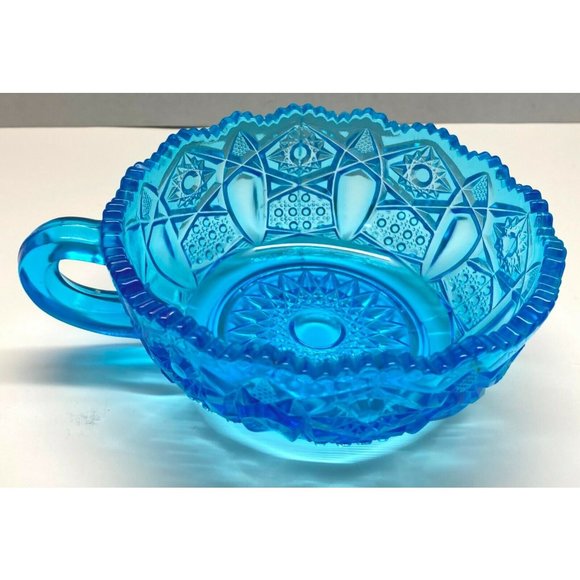 Blue Quintec Heritage Pattern Handled Nappy Dish with Sawtooth Rim 7" Across - Picture 5 of 10
